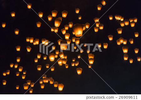 火影忍者燈，過去的一年傳統。 26909611