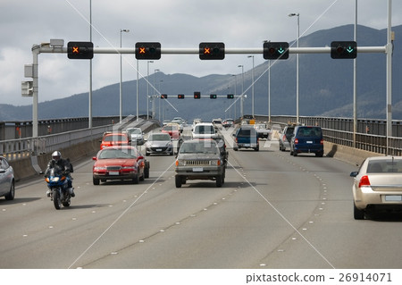 Highway with low traffic Highway with low traffic 26914071