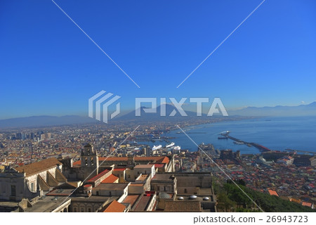從聖特爾莫城堡[那不勒斯海灣和那不勒斯市]意大利那不勒斯的景色 26943723