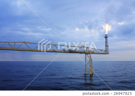 Offshore construction platform for production oil  26947823