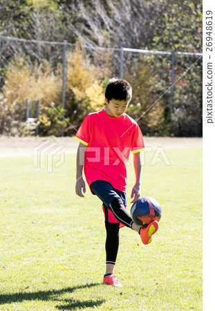 A soccer boy 26948619