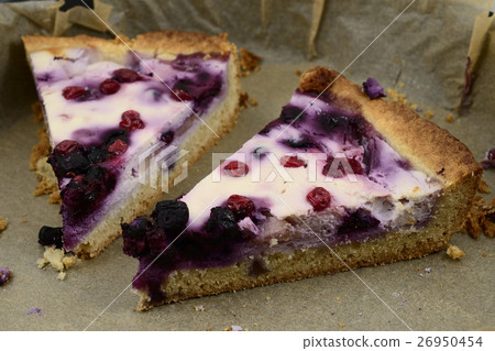 slices of cake with cream cheese with blueberries slices of cake with cream cheese with blueberries 26950454