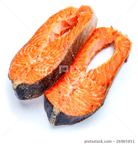 Crispy roasted salmon steak 26965851
