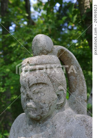 信州安曇野的文化資產石佛像雕像一個旅行者在善光寺道的小巷的安全願望 26969823