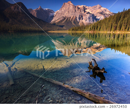 Emerald Lake, Banff Canada 26972450