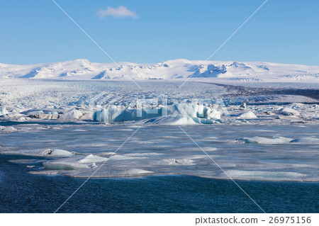 Winter lagoon in Iceland natural landscape Winter lagoon in Iceland natural landscape 26975156