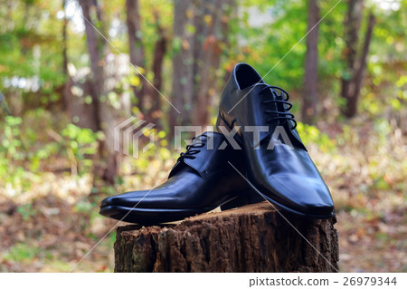 Men's black leather dress shoes 26979344