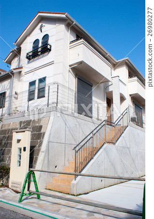 在日本新建的住房 在日本新建的住房 26980277
