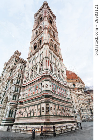 Giotto's Campanile and Duomo in morning Giotto's Campanile and Duomo in morning 26983121