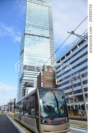 摩天大樓和LRV 26988558