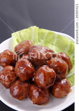 Meat dumpling 26995421