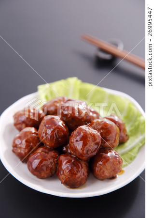 Meat dumpling 26995447