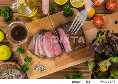 烤牛肉菜圖像 烤牛肉菜圖像 26995471