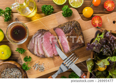 Roast beef dish image Roast beef dish image 26995477