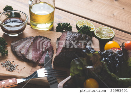 烤牛肉菜圖像 烤牛肉菜圖像 26995491
