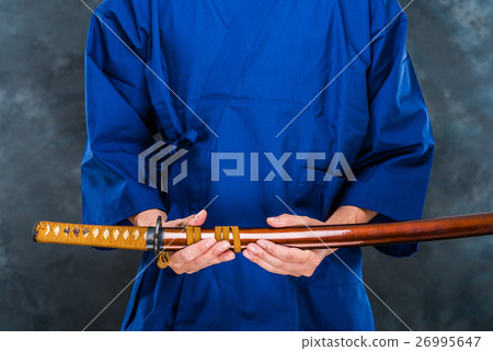 男日本劍和日本服裝男 26995647