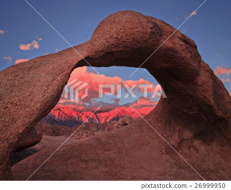 Mobius Arch in Alabama Hills 26999950