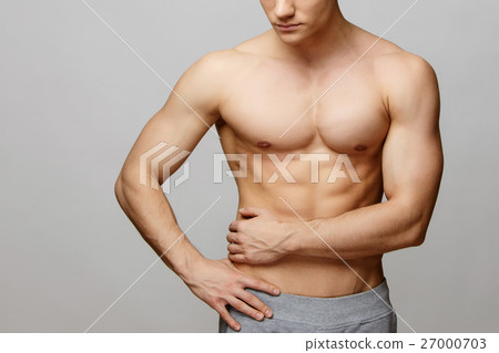 Man with pain problems 27000703
