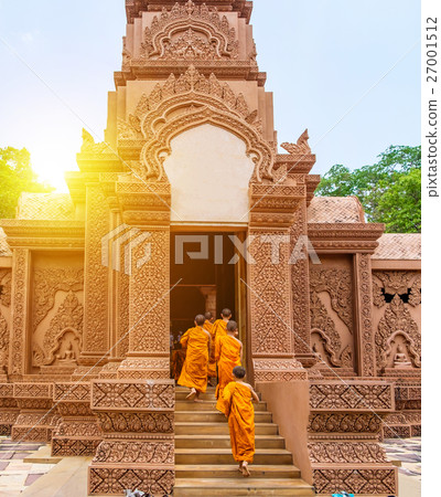 Novice group walking to the door beautiful temple 27001512