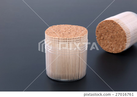 A toothpick A toothpick 27016761