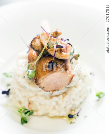 risotto with duck and mushrooms risotto with duck and mushrooms 27017012