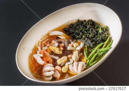 japanese seafood soup 27017017