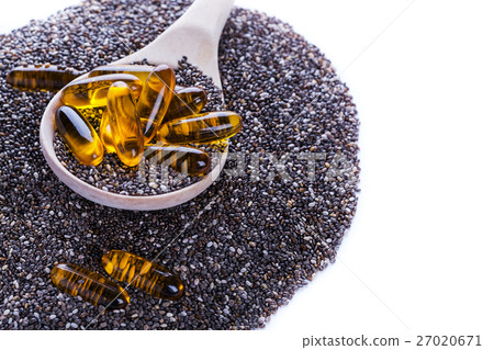 Vitamin capsules with chia oli Vitamin capsules with chia oli 27020671