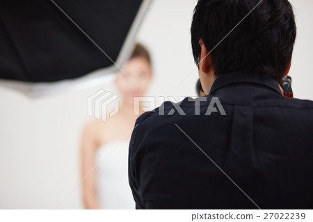 Photographer during shooting 27022239