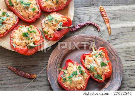 Stuffed bell peppers with white rice and cheese Stuffed bell peppers with white rice and cheese 27022545