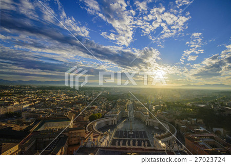 Rome and Vatican in the morning 27023724