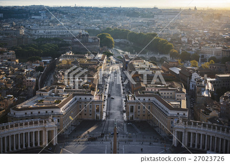 San Pietro Square in Vatican, view from aabove. San Pietro Square in Vatican, view from aabove. 27023726