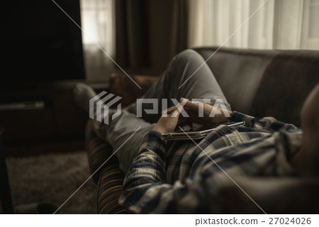 打瞌睡 打瞌睡 27024026
