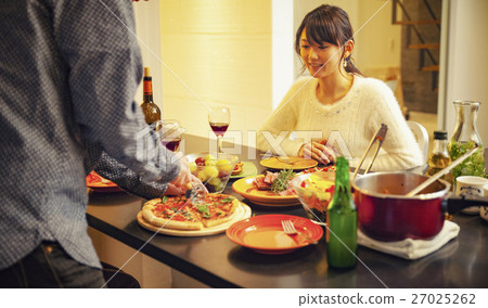 Home party image 27025262