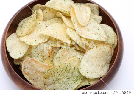 Crisps  27025849