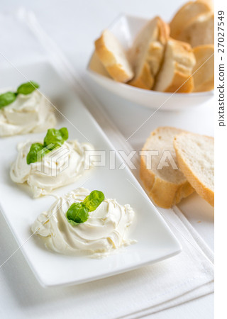 Cream cheese 27027549
