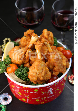 fried chicken  27029692