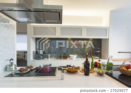 Preparing home parties Preparing home parties 27029877