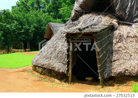 Pit style housing Pit style housing 27032513