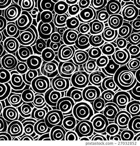 Seamless pattern with hand drawn grunge circles 27032852