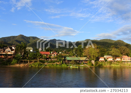 Kok river 27034213