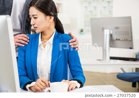 Daily Nine to Five 27037520