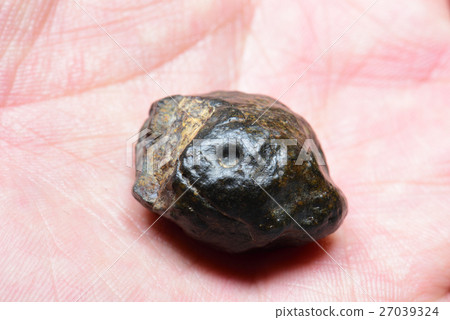 Stony meteorite Stony meteorite 27039324