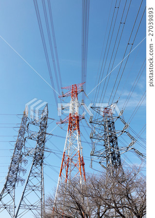 高壓電纜和鋼塔 高壓電纜和鋼塔 27039893