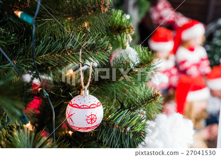 Chrismtas time Chrismtas time 27041530