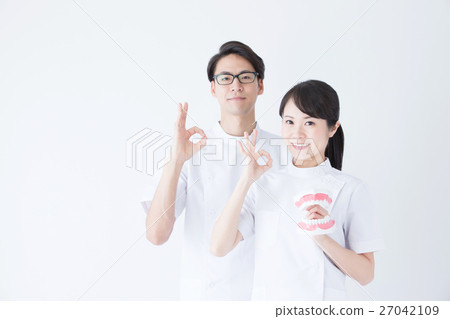 Dental hygienist  27042109