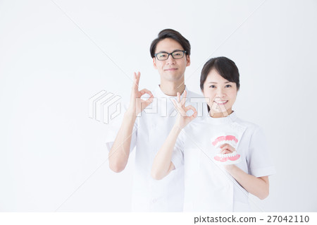 Dental hygienist  27042110