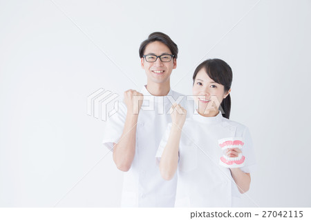 Dental hygienist  27042115