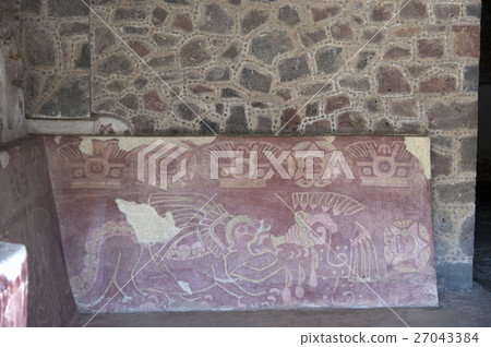 Mexico Teotihuacan relics The temple of Jaguar The relief of Jaguar Mexico Teotihuacan relics The temple of Jaguar The relief of Jaguar 27043384