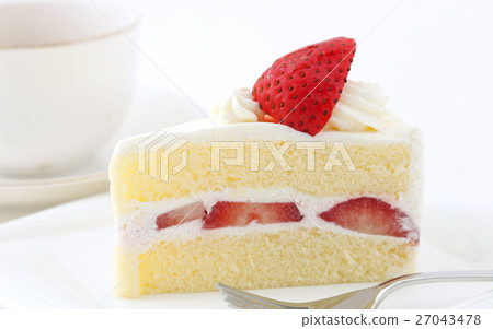Strawberry Shortcake 27043478