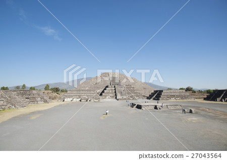 Teotihuacan remains in Mexico Pyramid of the Moon 27043564